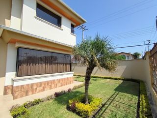 Foto 23 de Casa en Renta de 4 dormitorios mas 1 departamento independiente