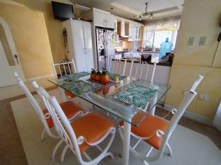 Foto 5 de Casa en Renta de 4 dormitorios mas 1 departamento independiente