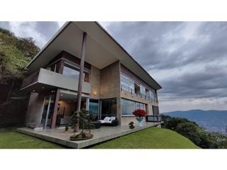 Foto 2 de 8273283 Arriendo Casa Amoblada en las Palmas Medellín