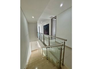 Foto 18 de ESPECTACULAR PH DUPLEX 300MTS CON TERRAZA. ALTO PRADO
