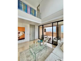 Foto 4 de ESPECTACULAR PH DUPLEX 300MTS CON TERRAZA. ALTO PRADO