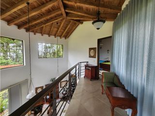 Foto 10 de Casa en Arriendo Loma del Escobero Envigado