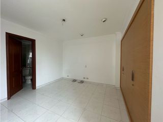Foto 19 de AMPLIOS Y ELEGANTES  ESPACIOS EN APARTAMENTO EN BARRIO EL GOLF