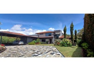 Foto 1 de ¡Arriendo Casa Campestre en Envigado, El Escobero! 2 Niveles