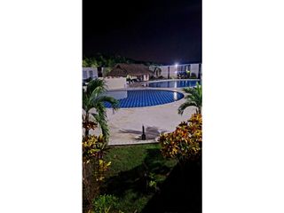Foto 2 de CASA EN CONDOMINIO CON PISCINA RICAURTE