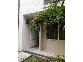 Foto 3 de CASA EN CONDOMINIO CON PISCINA RICAURTE