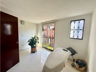 Foto 18 de SE VENDE CASA CONJUNTO BILBAO MADRID
