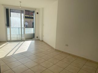 Foto 4 de DEPARTAMENTO 1 DORMITORIO  ALQUILER ALBERDI/PILETA