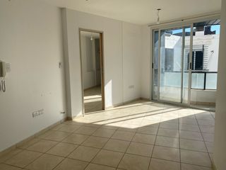 Foto 3 de DEPARTAMENTO 1 DORMITORIO  ALQUILER ALBERDI/PILETA