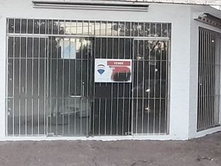 Foto 1 de Local a 4 cuadras panamericana y centro Maschwitz