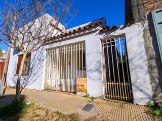 Foto 1 de Casa en Venta en Pje. Koch