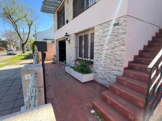 Foto 1 de Casa en venta Apta Crédito en el corazón de Tigre!