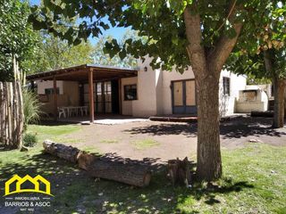 Foto 1 de EXCLUSIVA CASA A LA VENTA EN CLUB DE PESCADORES EN EL NIHUIL, SAN RAFAEL MENDOZA