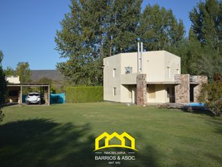 Foto 2 de Casa quinta en venta de 156m2 ubicado en San Rafael