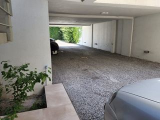 Foto 13 de COCHERA CUBIERTA en VILLA URQUIZA!!!