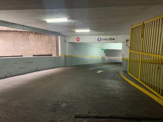 Foto 1 de Cochera Cubierta Amplia En Venta en Once-Balvanera