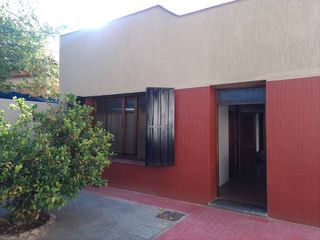 Foto 3 de Alquiler Casa en Cuarta Sección de Ciudad