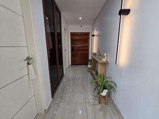 Foto 6 de VENTA CASA 6 AMBIENTES BARRIO CARPINCHOS NORDELTA