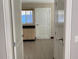 Foto 10 de VENTA CASA 4 DORMITORIOS, CADA UNO CON BAÑO,  EN CUMBAYA