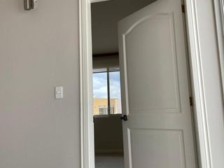 Foto 27 de VENTA CASA 4 DORMITORIOS, CADA UNO CON BAÑO,  EN CUMBAYA
