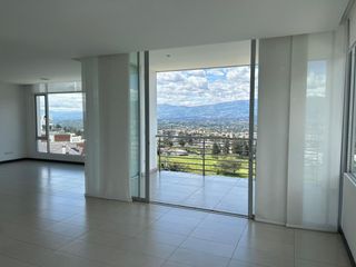 Foto 6 de Vendo depto con vista en Cumbaya