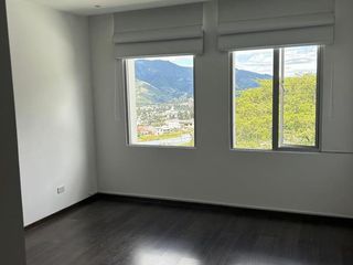 Foto 30 de Vendo depto con vista en Cumbaya