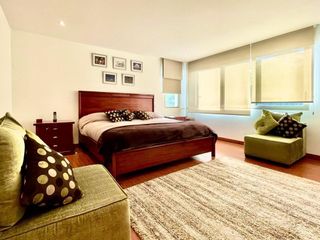 Foto 2 de Vendo casa en Urb La Viña