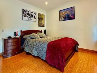 Foto 18 de Vendo casa en Urb La Viña