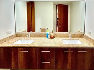 Foto 10 de Vendo casa en Urb La Viña