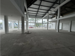 Foto 15 de Alquiler de Local Comercial de Estreno – 2.100 m² – Guayaquil