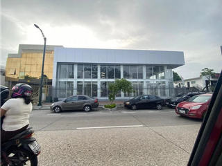 Foto 4 de Alquiler de Local Comercial de Estreno – 2.100 m² – Guayaquil