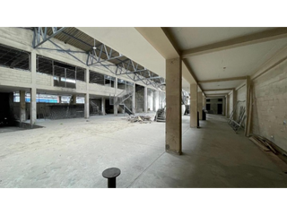 Foto 9 de Alquiler de Local Comercial de Estreno – 2.100 m² – Guayaquil