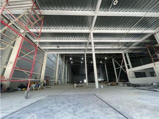 Foto 7 de Guayaquil, Moderno Complejo de Bodegas de 2688 m² en Vía a Daule