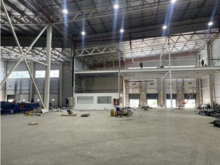 Foto 16 de Guayaquil, Moderno Complejo de Bodegas de 2688 m² en Vía a Daule