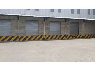 Foto 6 de Guayaquil en Via Daule Alquilo bodega 4850 m2
