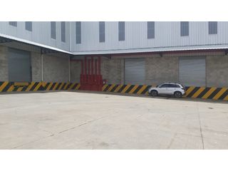 Foto 10 de Guayaquil en Via Daule Alquilo bodega 4850 m2