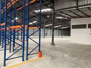 Foto 8 de Vía Perimetral  - Vía Daule se alquila bodega de 5500 m2