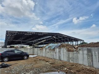 Foto 4 de Guayaquil, Via Daule Se Alquila Bodega de 9910 m²