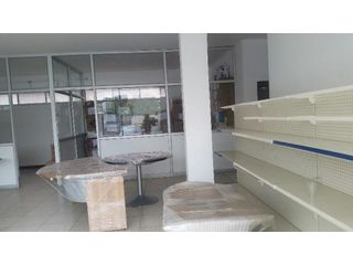 Foto 15 de VA A LA COSTA Y PERIMETRAL alquilo bodega 2944 m²