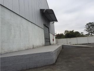 Foto 20 de VA A LA COSTA Y PERIMETRAL alquilo bodega 2944 m²