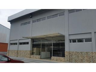 Foto 9 de VA A LA COSTA Y PERIMETRAL alquilo bodega 2944 m²