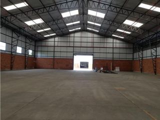 Foto 24 de VA A LA COSTA Y PERIMETRAL alquilo bodega 2410 m²