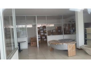 Foto 28 de VA A LA COSTA Y PERIMETRAL alquilo bodega 2410 m²