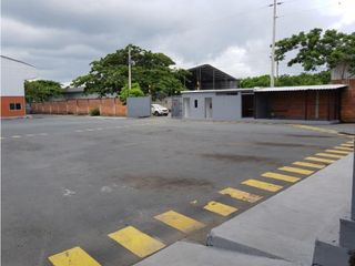 Foto 26 de VA A LA COSTA Y PERIMETRAL alquilo bodega 2410 m²