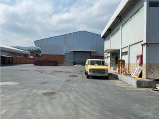 Foto 25 de VA A LA COSTA Y PERIMETRAL alquilo bodega 2410 m²