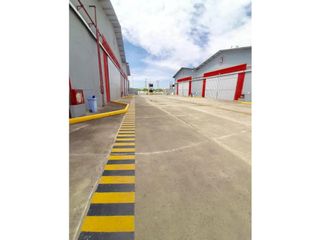 Foto 1 de Arriendo Bodegas Sector Durán Desde 1.300 m²