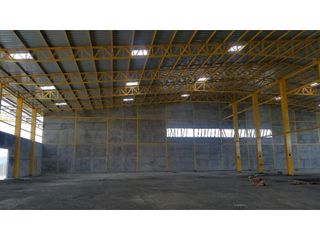 Foto 4 de DURAN Se alquilan naves industriales de 15000 m2 