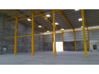 Foto 1 de DURAN Se alquilan naves industriales de 15000 m2 