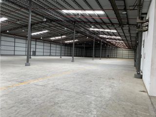 Foto 10 de Vía Perimetral  - Vía Daule se alquila bodega de 3000 m2