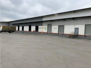 Foto 9 de Vía Perimetral  - Vía Daule se alquila bodega de 3000 m2